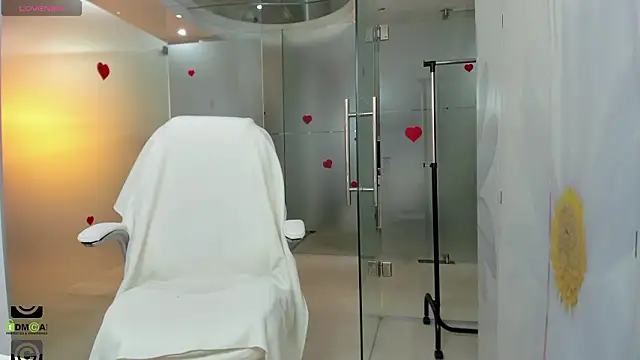 missdominna online show from February 9, 4:05 am