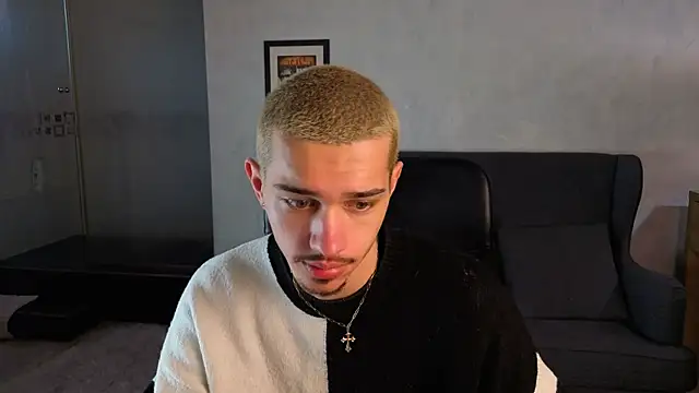 KaydenDrew online show from April 5, 4:31 am