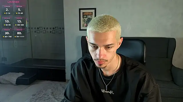 KaydenDrew online show from May 21, 4:30 am