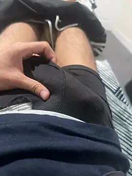 harshv11 online show from March 5, 7:43 pm