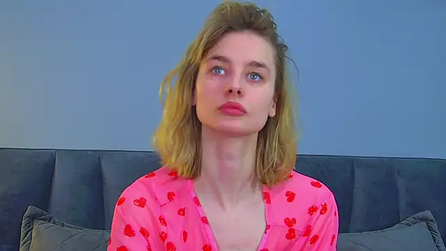 Snapshot of MerlinMeyer chatting on February 5, 6:29 am MerlinMeyer online show from February 5, 6:29 am