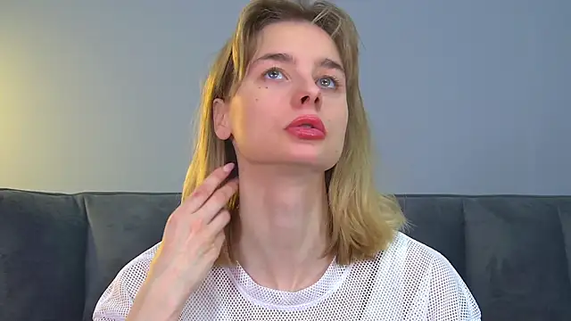 Snapshot of MerlinMeyer chatting on February 8, 6:28 am MerlinMeyer online show from February 8, 6:28 am