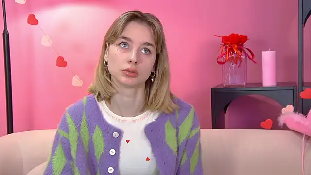 Snapshot of MerlinMeyer chatting on February 11, 6:29 am MerlinMeyer online show from February 11, 6:29 am