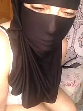 sexx99dalo3a online show from April 7, 8:15 am