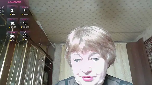 Snapshot of Casey_peach chatting on February 10, 4:38 am Casey peach online show from February 10, 4:38 am