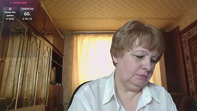 Snapshot of Casey_peach chatting on March 1, 9:55 am Casey peach online show from March 1, 9:55 am