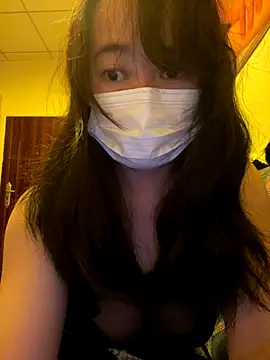 Snapshot of qiqi-01 chatting on December 18, 3:07 pm qiqi-01 online show from December 18, 3:07 pm