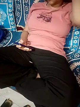 Snapshot of Sofia-111 chatting on February 5, 5:06 pm Sofia-111 online show from February 5, 5:06 pm