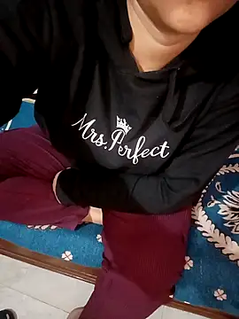 Snapshot of Sofia-111 chatting on February 14, 3:03 am Sofia-111 online show from February 14, 3:03 am