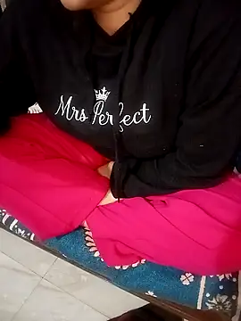 Snapshot of Sofia-111 chatting on February 14, 6:37 pm Sofia-111 online show from February 14, 6:37 pm