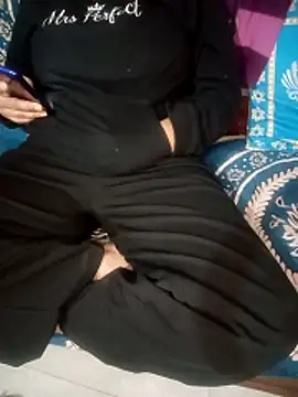 Snapshot of Sofia-111 chatting on February 18, 12:23 pm Sofia-111 online show from February 18, 12:23 pm