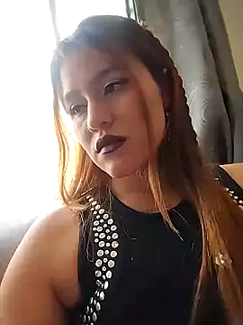 Snapshot of Alinaat086 chatting on January 11, 2:55 pm Alinaat086 online show from January 11, 2:55 pm