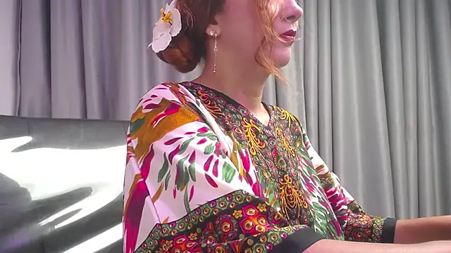 Snapshot of kyra_jeet chatting on February 4, 12:44 pm kyra jeet online show from February 4, 12:44 pm