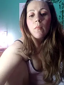 Snapshot of SofiEsteves chatting on December 21, 5:31 pm SofiEsteves online show from December 21, 5:31 pm