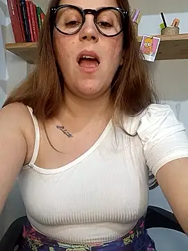 Snapshot of SofiEsteves chatting on January 12, 5:07 pm SofiEsteves online show from January 12, 5:07 pm