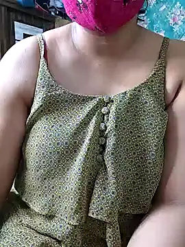 Snapshot of Jenna_8008 chatting on December 17, 6:25 pm Jenna 8008 online show from December 17, 6:25 pm