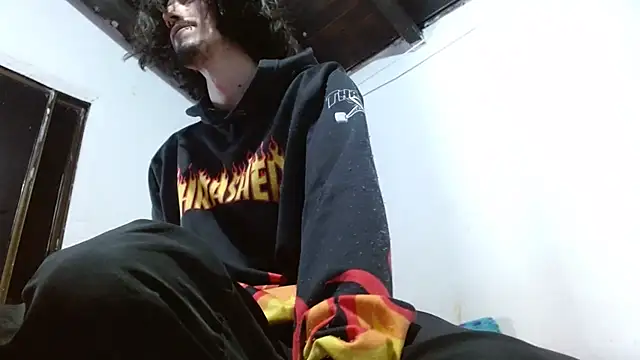 sk8-boy online show from July 17, 7:08 pm