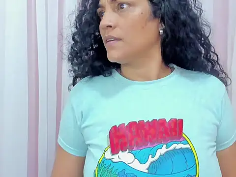 Bianca slut1 online show from December 21, 8:05 pm