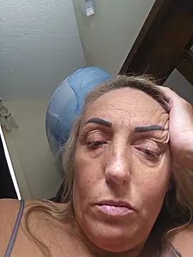 theblondecocklover online show from April 4, 7:17 am