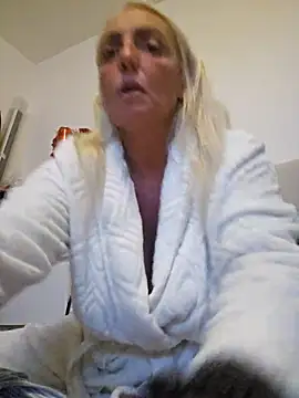 theblondecocklover online show from July 19, 10:24 pm
