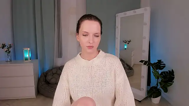 Snapshot of Ariadna_Shy chatting on February 1, 9:24 pm Ariadna Shy online show from February 1, 9:24 pm