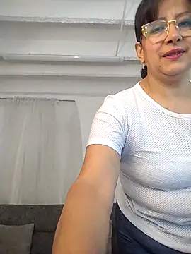 christy ant online show from February 25, 6:39 pm