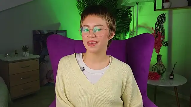 AidaGigantino online show from December 17, 9:04 am