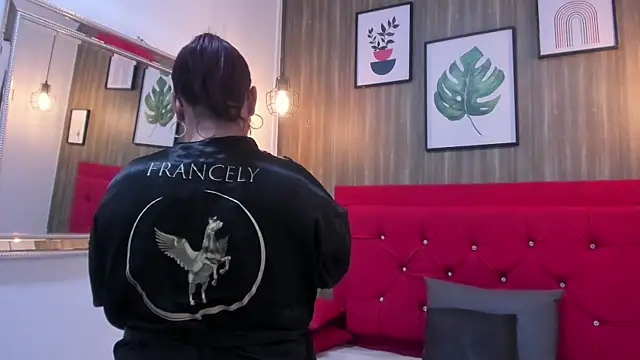 meggancurvy online show from March 26, 7:52 pm