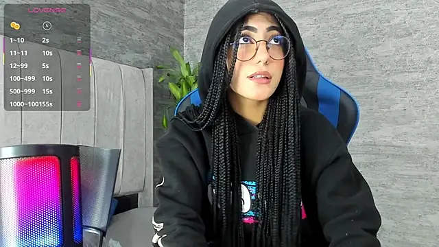 Odett Khast online show from December 21, 5:58 am