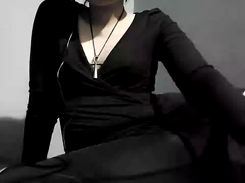 Delilah 666 online show from December 17, 2:50 am