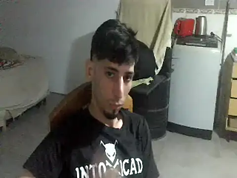 Snapshot of Franalbera chatting on March 2, 5:52 am Franalbera online show from March 2, 5:52 am