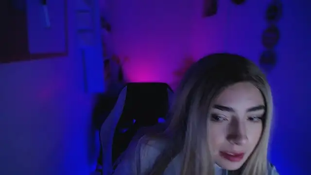 channel blondee online show from February 17, 11:44 pm