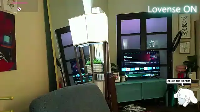 itscleomoon online show from April 11, 9:52 pm