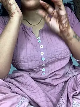 missmisha01 online show from February 8, 3:10 am