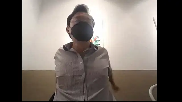 littlegoddyboy online show from February 11, 4:39 am