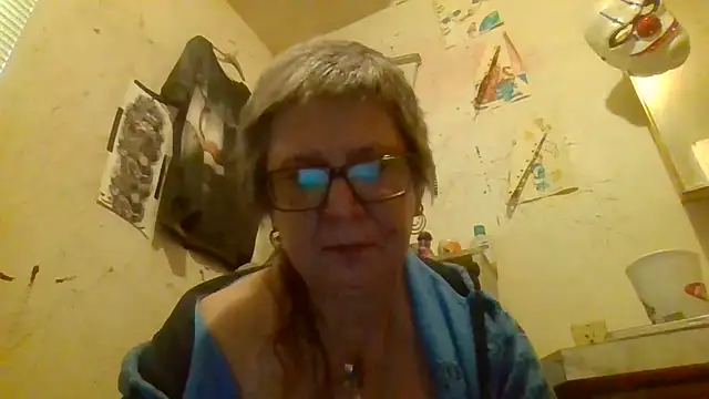 becky1111 online show from April 5, 11:13 pm