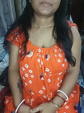 Snapshot of MAHI066 chatting on June 9, 7:31 am MAHI066 online show from June 9, 7:31 am