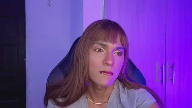 tiffanyy 777 online show from June 2, 4:47 am