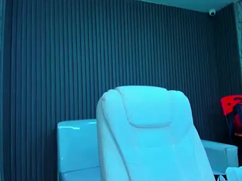 Boy tatto77 online show from January 8, 5:15 pm