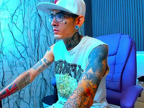 Boy tatto77 online show from March 26, 12:55 pm