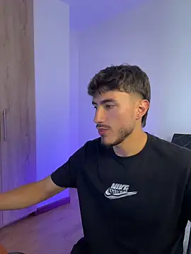 LIAM COLT online show from March 19, 7:18 pm