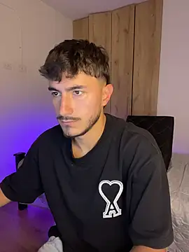 LIAM COLT online show from April 13, 11:54 pm