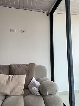 Snapshot of Nicollewest1 chatting on February 27, 5:13 pm Nicollewest1 online show from February 27, 5:13 pm