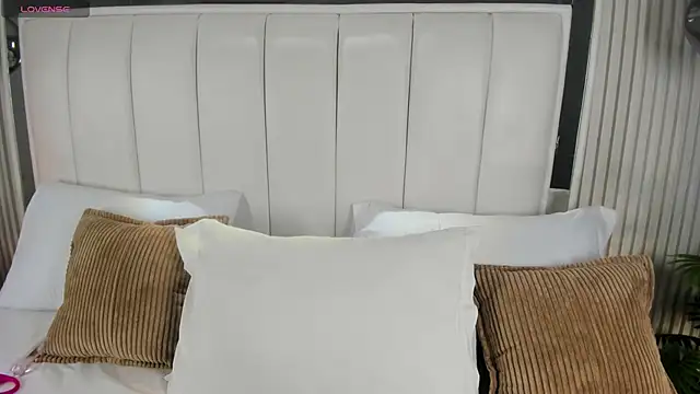 FiorelaSton online show from June 4, 4:18 am