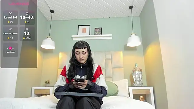 Snapshot of Demetra-Nox01 chatting on January 15, 4:17 am Demetra-Nox01 online show from January 15, 4:17 am