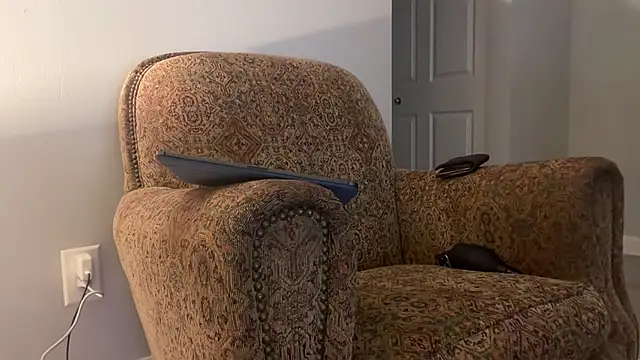 Snapshot of KateMaginski chatting on January 10, 4:36 am KateMaginski online show from January 10, 4:36 am