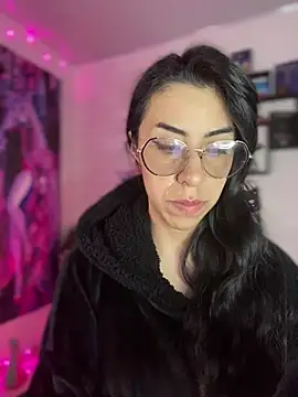 Sky Girl LS online show from February 9, 4:16 am