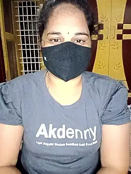 Snapshot of maduri__ chatting on January 7, 5:26 pm maduri online show from January 7, 5:26 pm