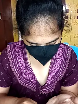 Snapshot of maduri__ chatting on February 22, 3:07 am maduri online show from February 22, 3:07 am