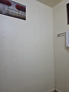 Snapshot of Mr_fromtheback chatting on February 11, 10:04 pm Mr fromtheback online show from February 11, 10:04 pm